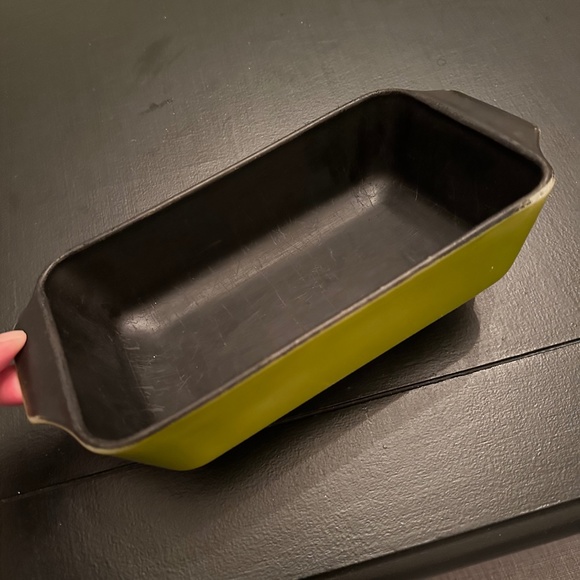 Fire King Anchor Hocking 1 quart #441 Loaf Pan Avocado Green / Black Rare Color - Picture 1 of 12